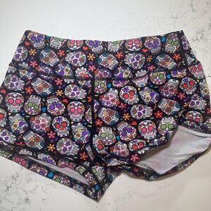 Savage barbell skull shorts size medium